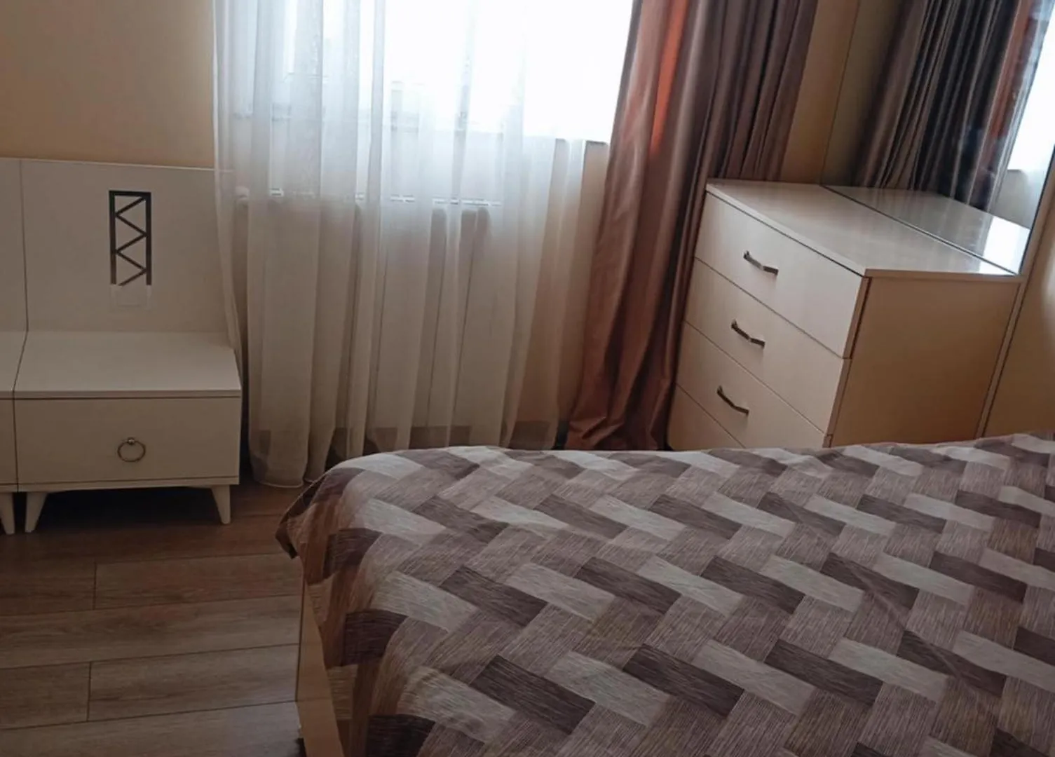 Booking Batumi 0*,  Georgien